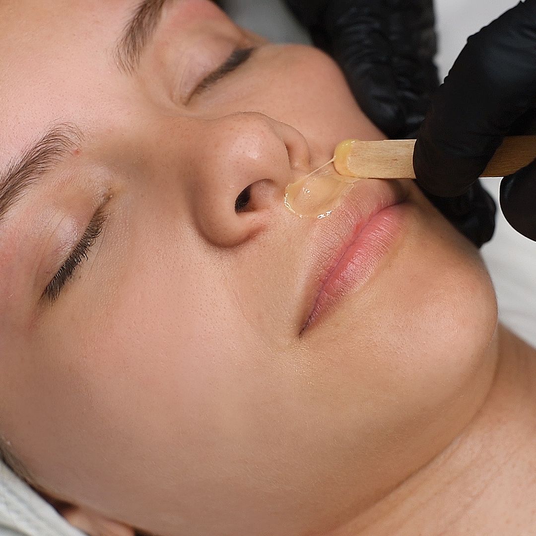 Cera facial